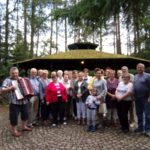 Seniorzy Mikstatu integrują się w Szkółce Leśnej "WANDA" w Przedborowie