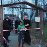 Zielona ścieżka przy szkole w Kaliszkowicach Ołobockich