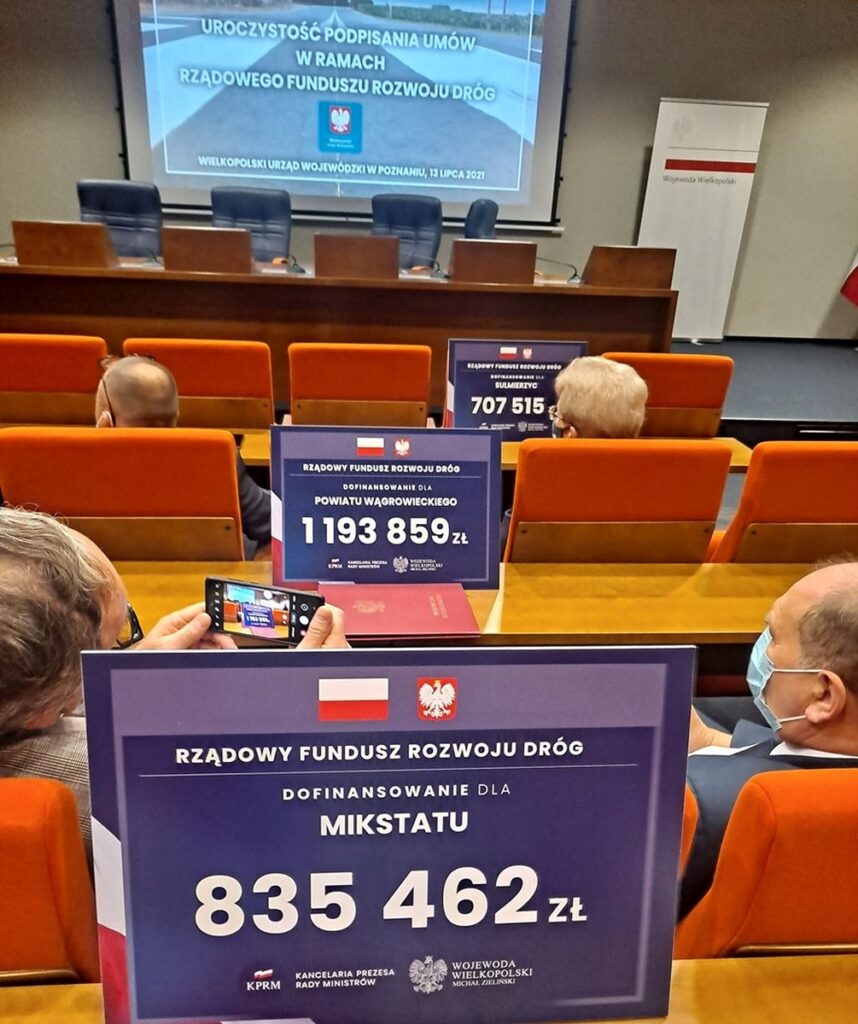 Na remont drogi gminnej z Biskupic Zabarycznych do Kaliszkowic Ołobockich samorząd mikstacki pozyskał z RFRD 835 tys. 462 zł. 