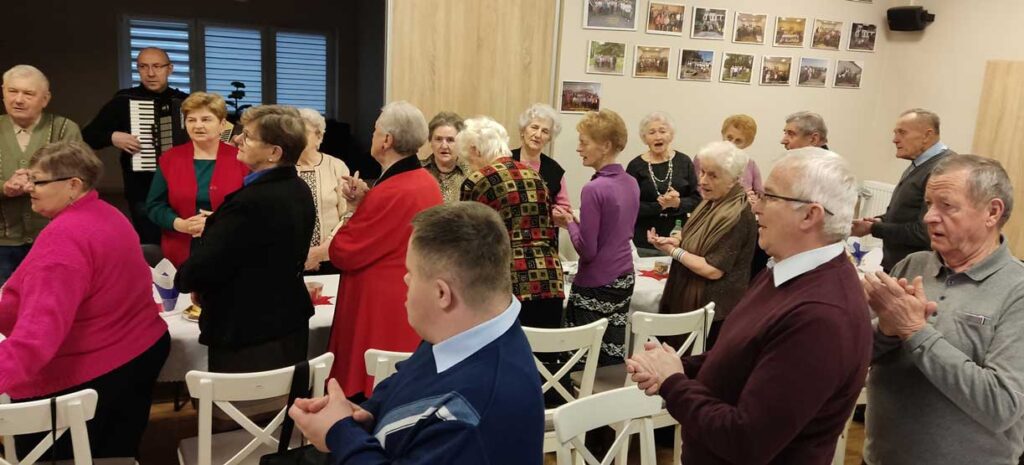 Dobrą tradycja stało się, że seniorzy z mikstackiego klubu razem obchodzą urodziny czy imieniny