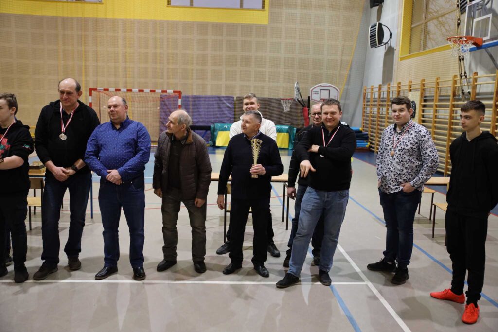 reprezentanci poszczególnych miejscowości gminy Mikstat stanęli do rywalizacji w pięciu konkurencjach