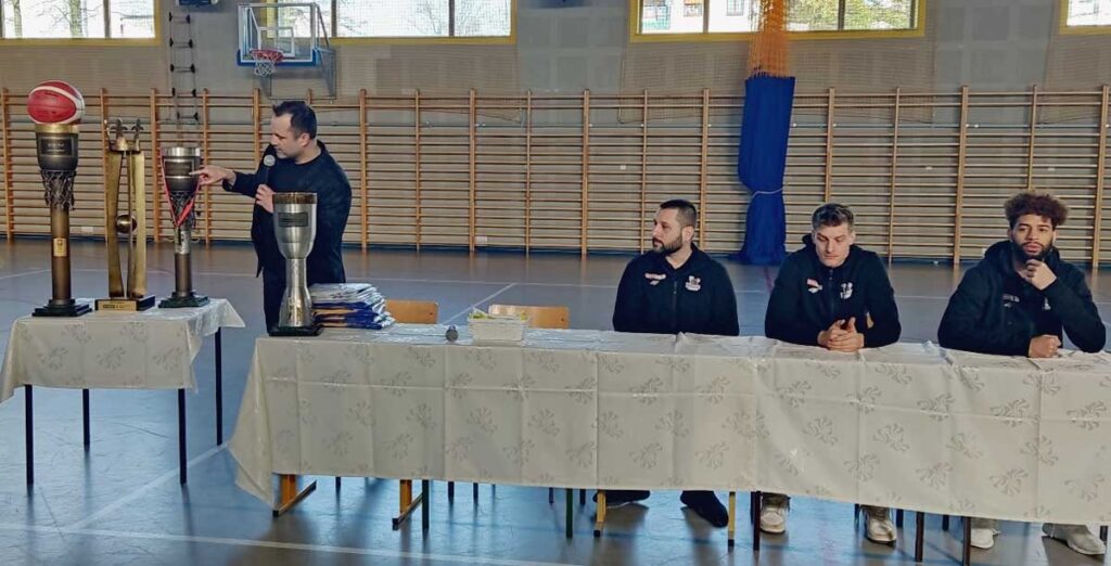 W Mikstacie w marcu rusza szkółka koszykarska związana z czołowym polskim klubem BM Slam Stal Ostrów Wielkopolski.