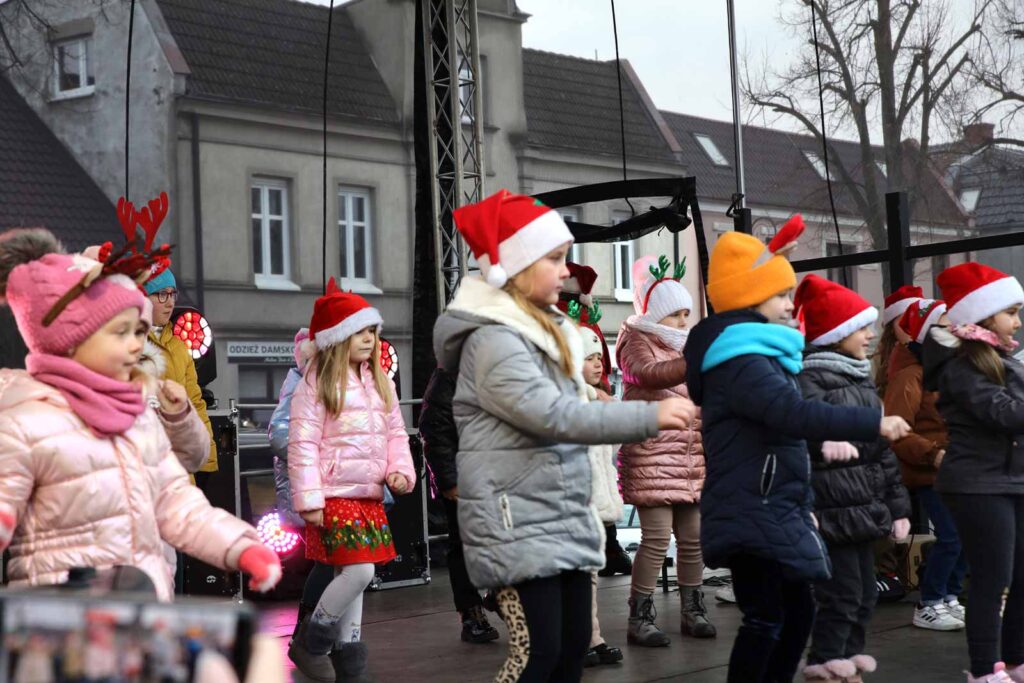 świąteczny jarmark w Mikstacie