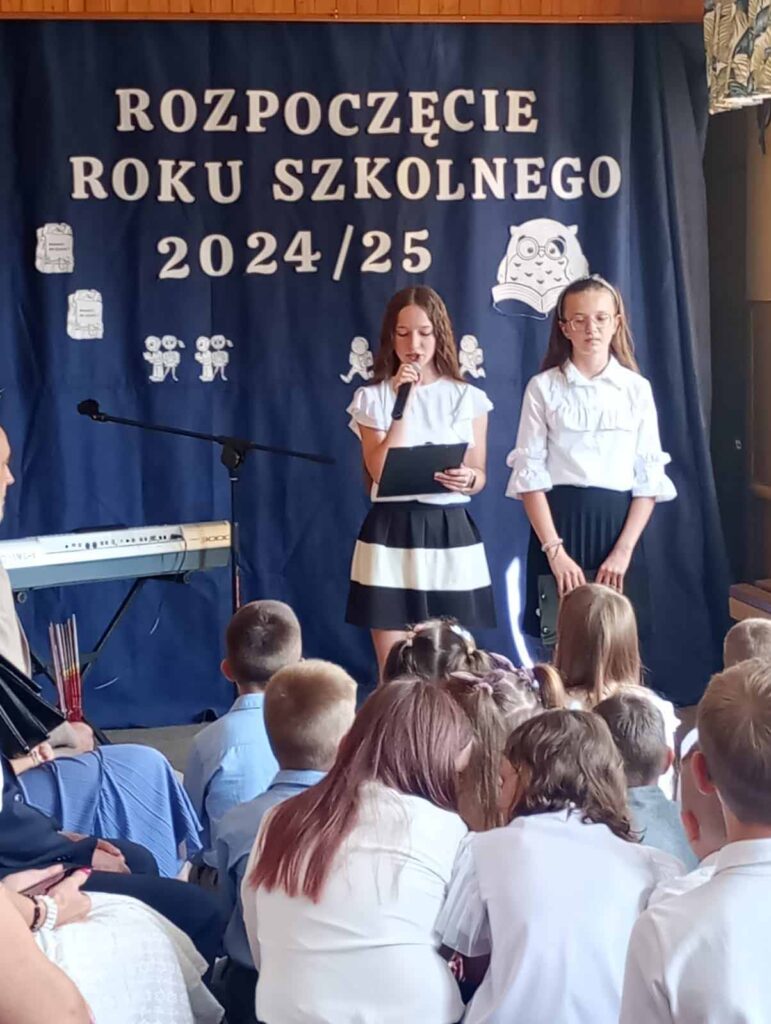 Uroczyste rozpoczęcie roku szkolnego 2024/2025 w Szkole Podstawowej z Oddziałem Przedszkolnym w Biskupicach Zabarycznych