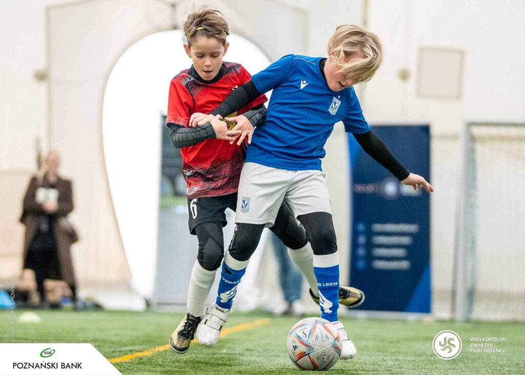 Drużyna Żaka (U-8) KS Lilia Mikstat z Trenerem Wojciechem Jaroszem wzięła udział w Turnieju Funinio w Poznaniu