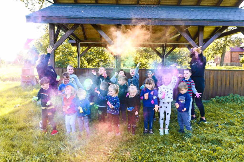 Dzień Przedszkolaka w Biskupicach Zabarycznych: Festiwal Kolorów pełen radości!