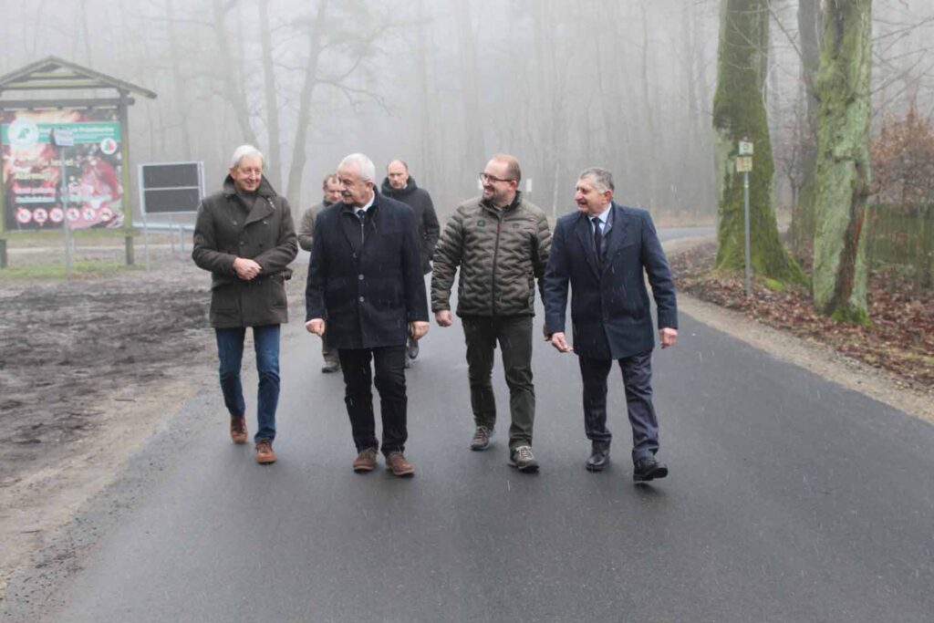 Miasto i Gmina Mikstat pozyskała dofinansowanie z Nadleśnictwa Przedborów