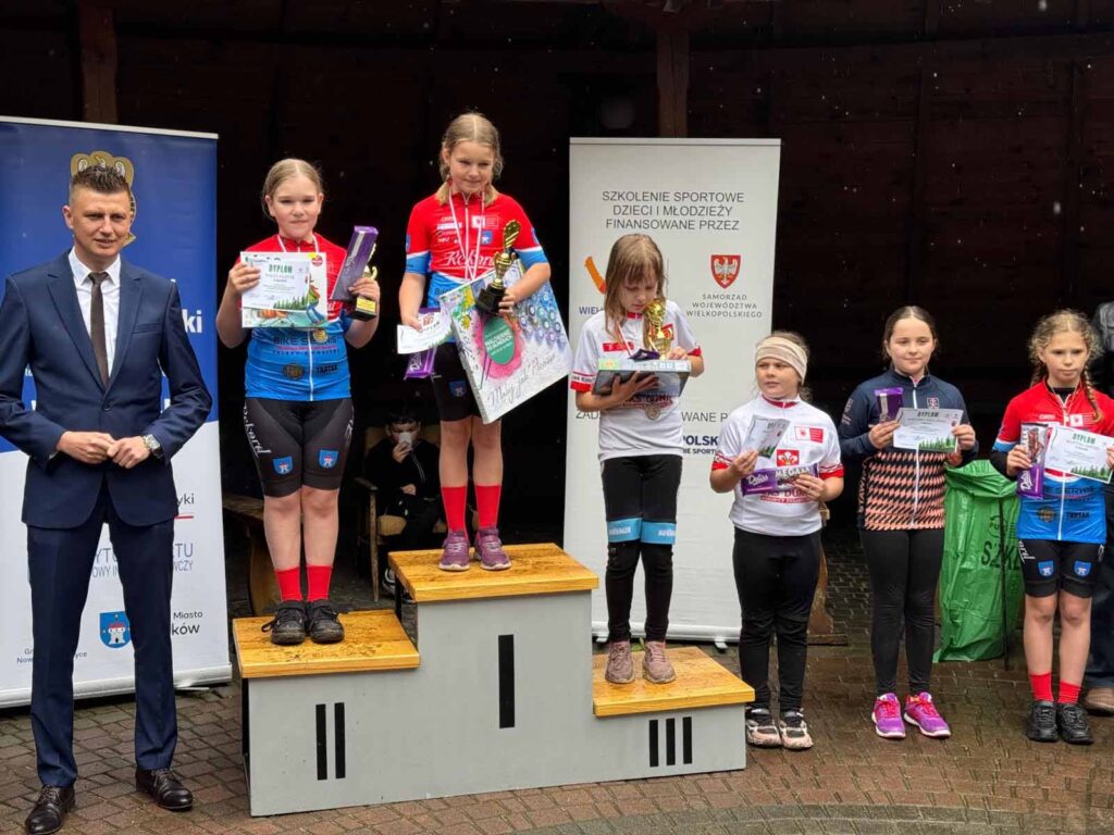 Uczniowie z Biskupic Zabarycznych błyszczą w wojewódzkich mistrzostwach Wielkopolski SP MTB