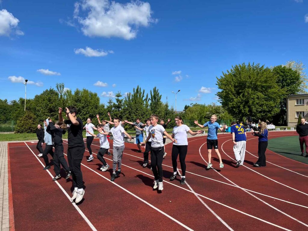 Uczniowie SP w Biskupicach Zabarycznych uczestnikami SPORT FESTIVALU