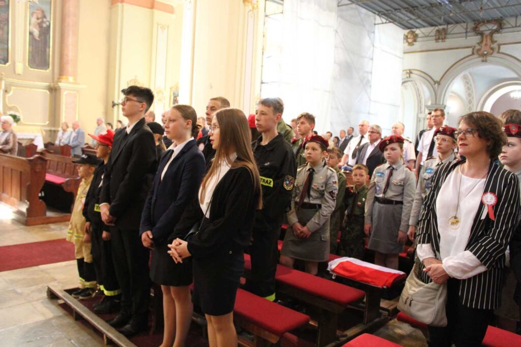 Mieszkańcy Mikstatu uczcili 3 Maja – w duchu wiary i patriotyzmu