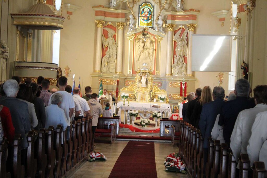 Mieszkańcy Mikstatu uczcili 3 Maja – w duchu wiary i patriotyzmu
