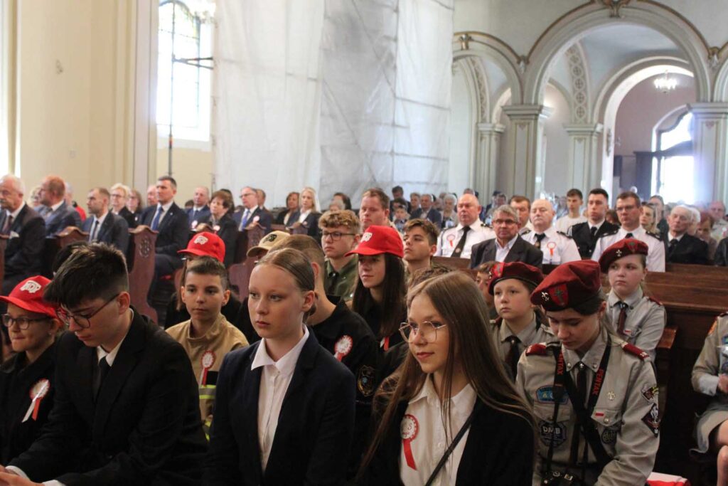 Mieszkańcy Mikstatu uczcili 3 Maja – w duchu wiary i patriotyzmu