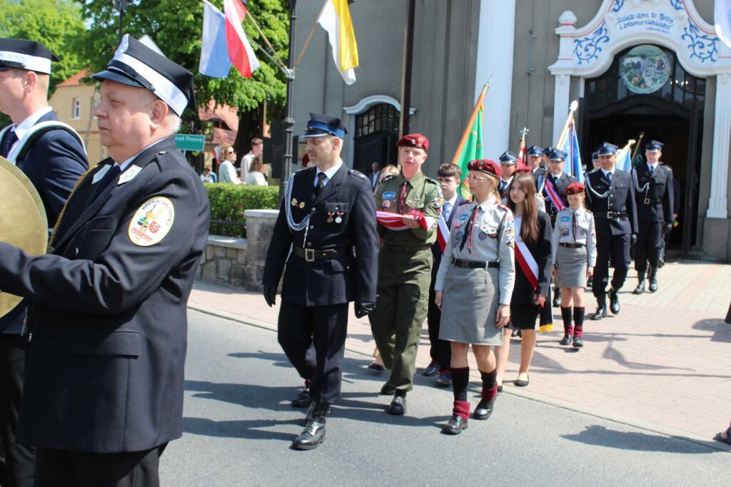 Mieszkańcy Mikstatu uczcili 3 Maja – w duchu wiary i patriotyzmu