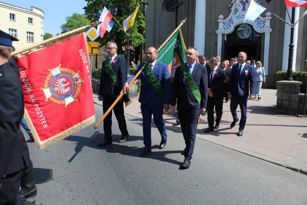 Mieszkańcy Mikstatu uczcili 3 Maja – w duchu wiary i patriotyzmu
