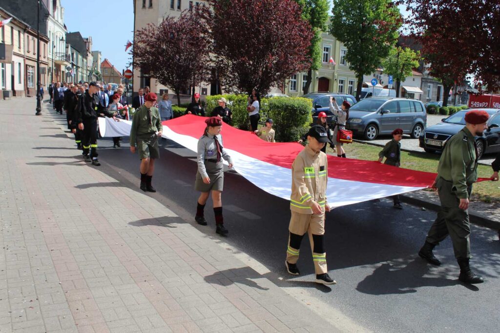 Mieszkańcy Mikstatu uczcili 3 Maja – w duchu wiary i patriotyzmu