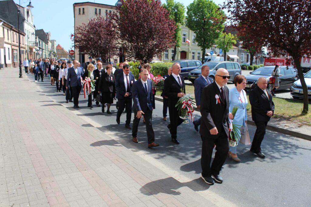 Mieszkańcy Mikstatu uczcili 3 Maja – w duchu wiary i patriotyzmu