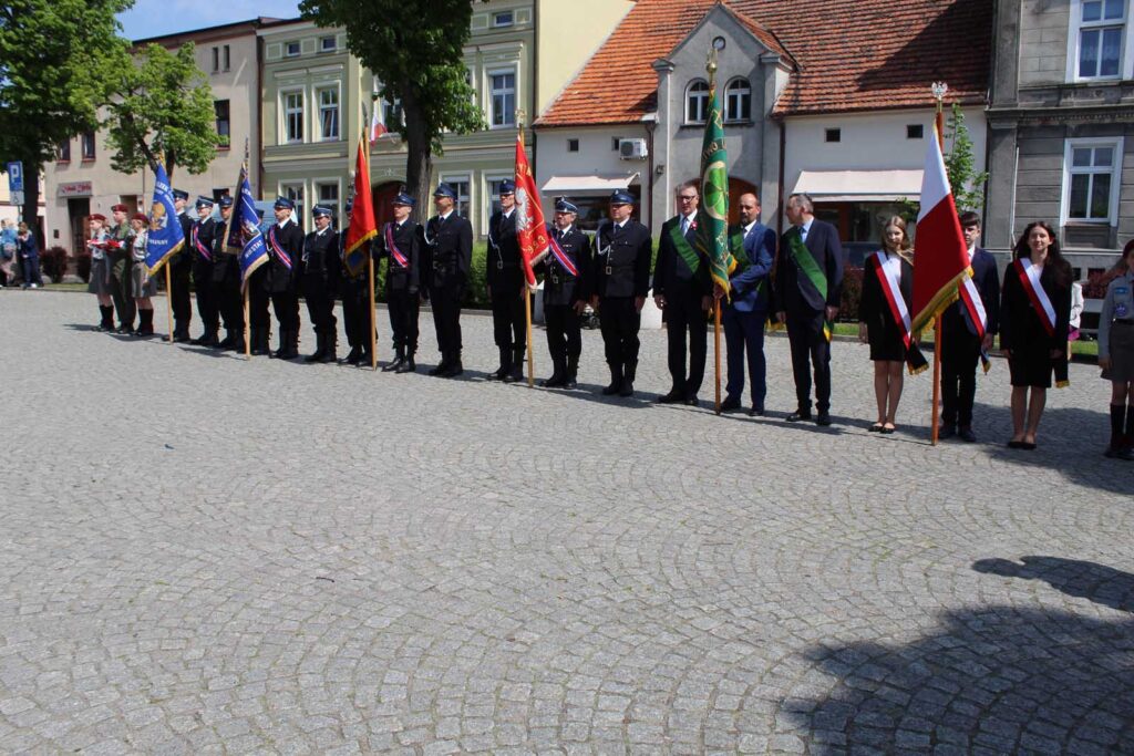 Mieszkańcy Mikstatu uczcili 3 Maja – w duchu wiary i patriotyzmu