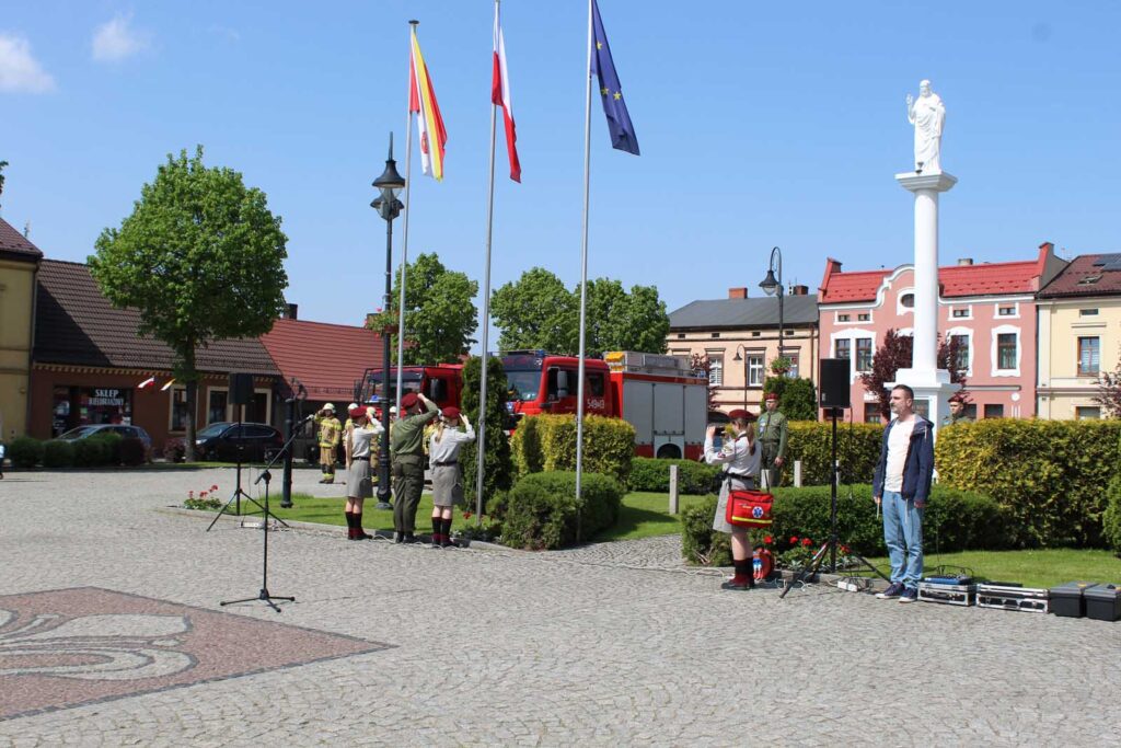 Mieszkańcy Mikstatu uczcili 3 Maja – w duchu wiary i patriotyzmu