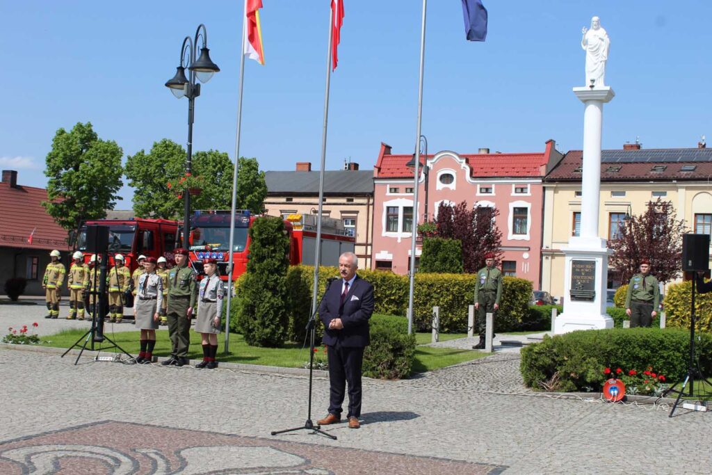Mieszkańcy Mikstatu uczcili 3 Maja – w duchu wiary i patriotyzmu