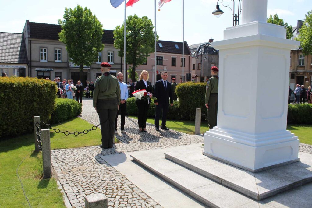 Mieszkańcy Mikstatu uczcili 3 Maja – w duchu wiary i patriotyzmu