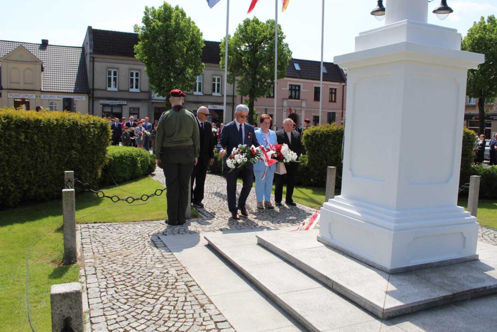 Mieszkańcy Mikstatu uczcili 3 Maja – w duchu wiary i patriotyzmu