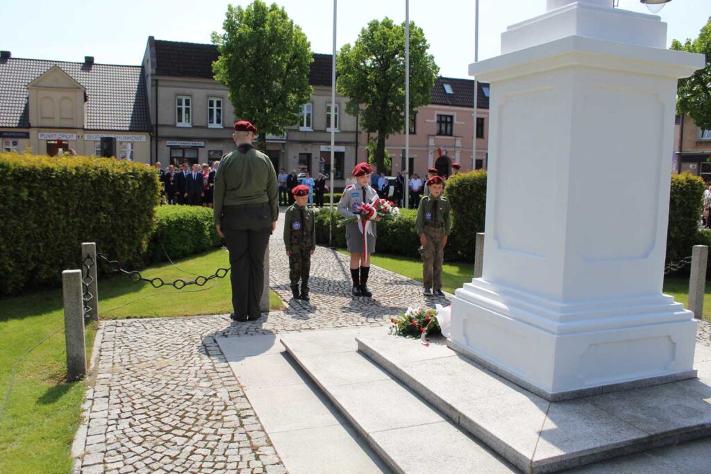 Mieszkańcy Mikstatu uczcili 3 Maja – w duchu wiary i patriotyzmu