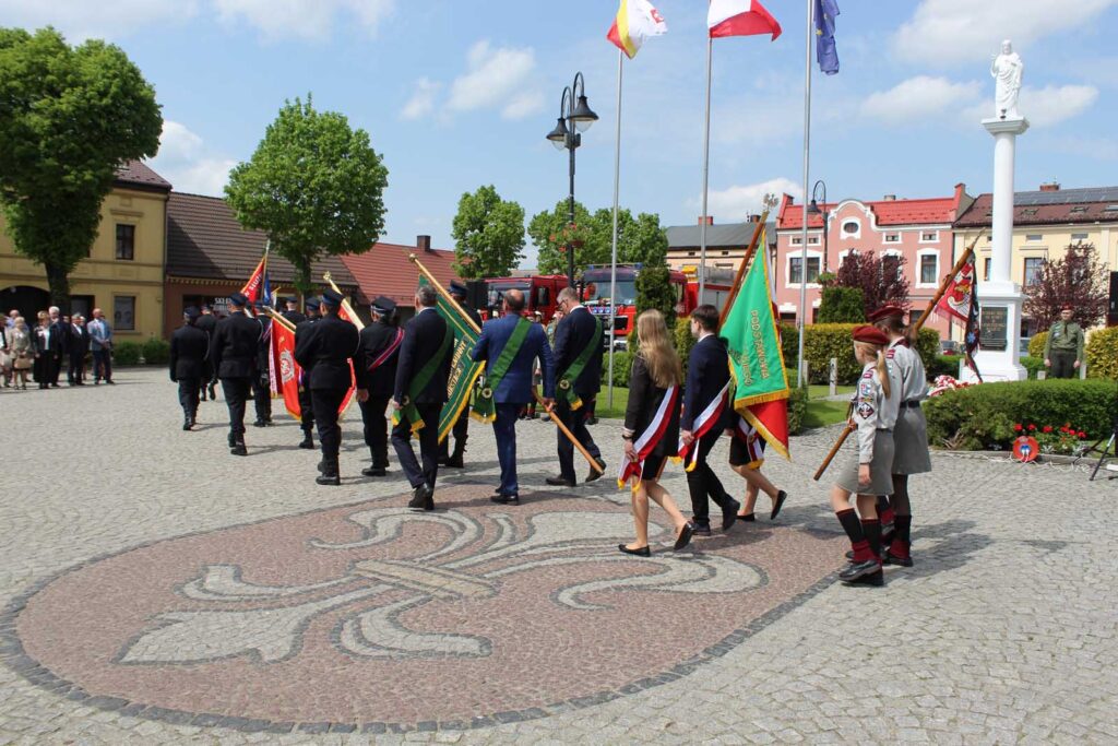 Mieszkańcy Mikstatu uczcili 3 Maja – w duchu wiary i patriotyzmu