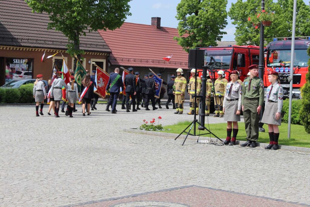 Mieszkańcy Mikstatu uczcili 3 Maja – w duchu wiary i patriotyzmu
