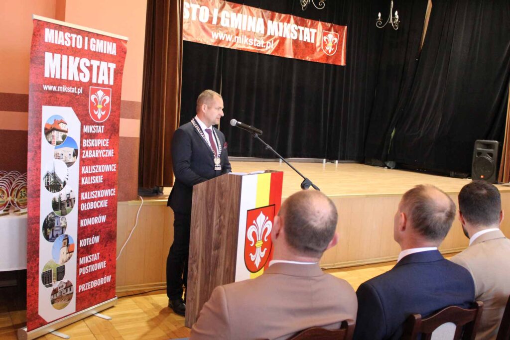 35 lat samorządności – uroczysta sesja Rady Miejskiej w Mikstacie