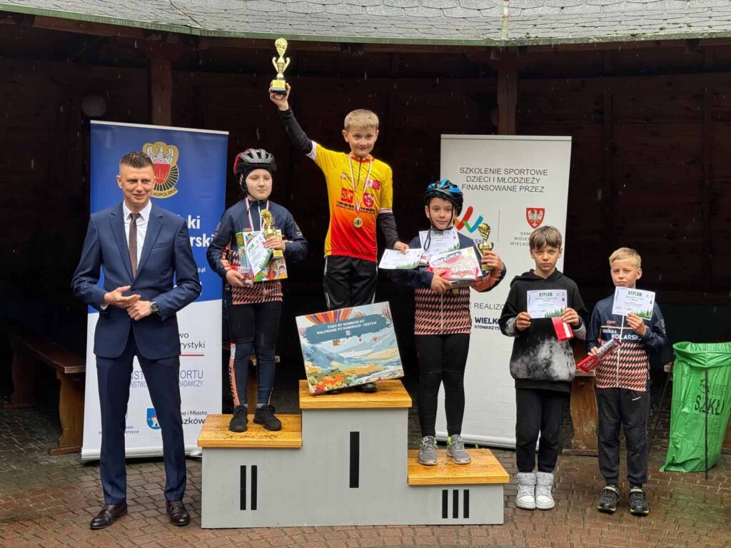 Uczniowie z Biskupic Zabarycznych błyszczą w wojewódzkich mistrzostwach Wielkopolski SP MTB