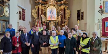 Celem wyprawy był zabytkowy Kościół Narodzenia Najświętszej Maryi Panny w Kotłowie