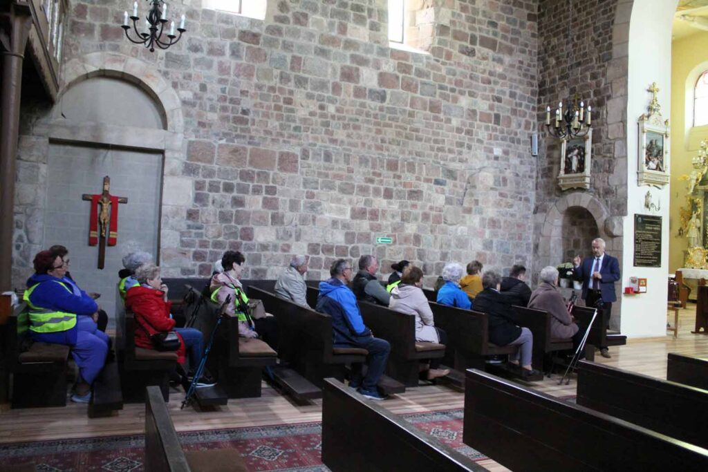 Celem wyprawy był zabytkowy Kościół Narodzenia Najświętszej Maryi Panny w Kotłowie