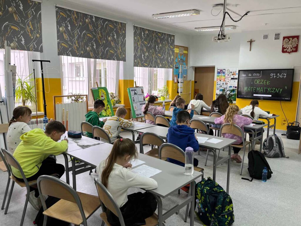 Uczniowie Szkoły Podstawowej w Biskupicach Zabarycznych wzięli udział w Ogólnopolskim Konkursie „Orzeł Matematyczny”.