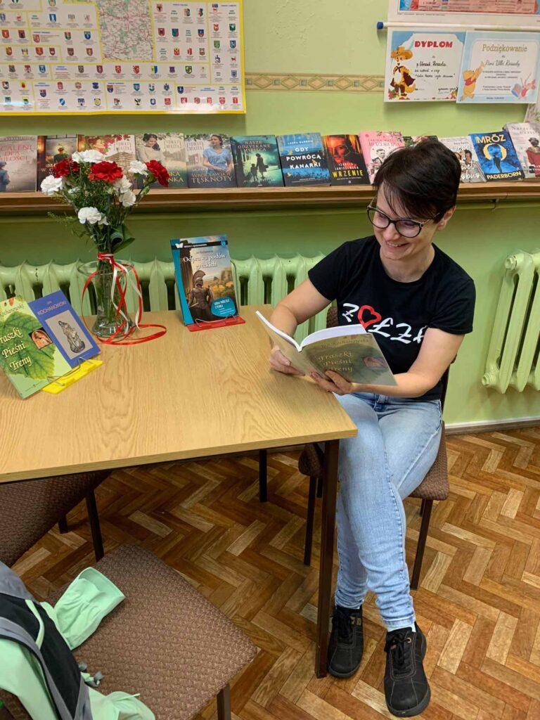 Narodowe Czytanie to polska akcja społeczna propagująca znajomość literatury narodowej.