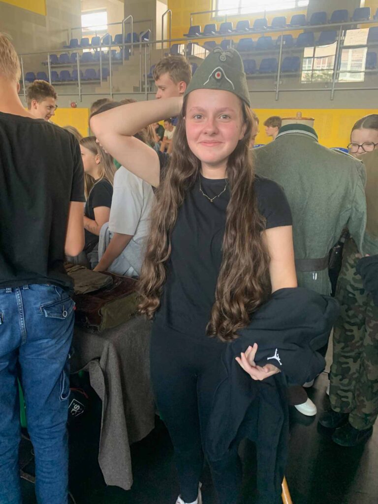 19 września 2025 r. , na zaproszenie Biblioteki Publicznej, w szkole podstawowej ponownie gościł Maciej Elantkowski, popularyzator historii, regionalista.