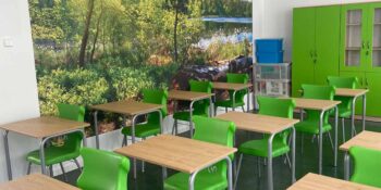 W Szkole Podstawowej w Mikstacie otwarto nowoczesną klasopracownię biologiczną