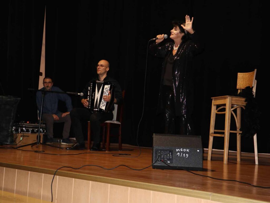 Wydarzenie odbyło się pod nazwą WIELCY PIOSENKI FRANCUSKIEJ