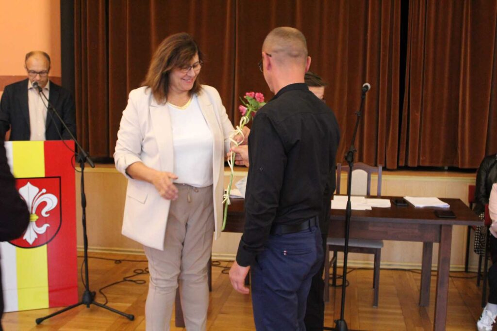 Mikstat. Mistrzowie sportu wyróżnieni.