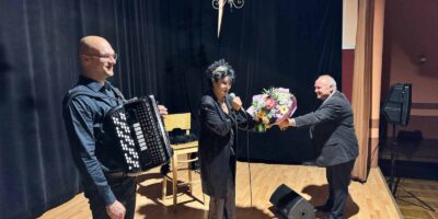 Wydarzenie odbyło się pod nazwą  WIELCY PIOSENKI FRANCUSKIEJ