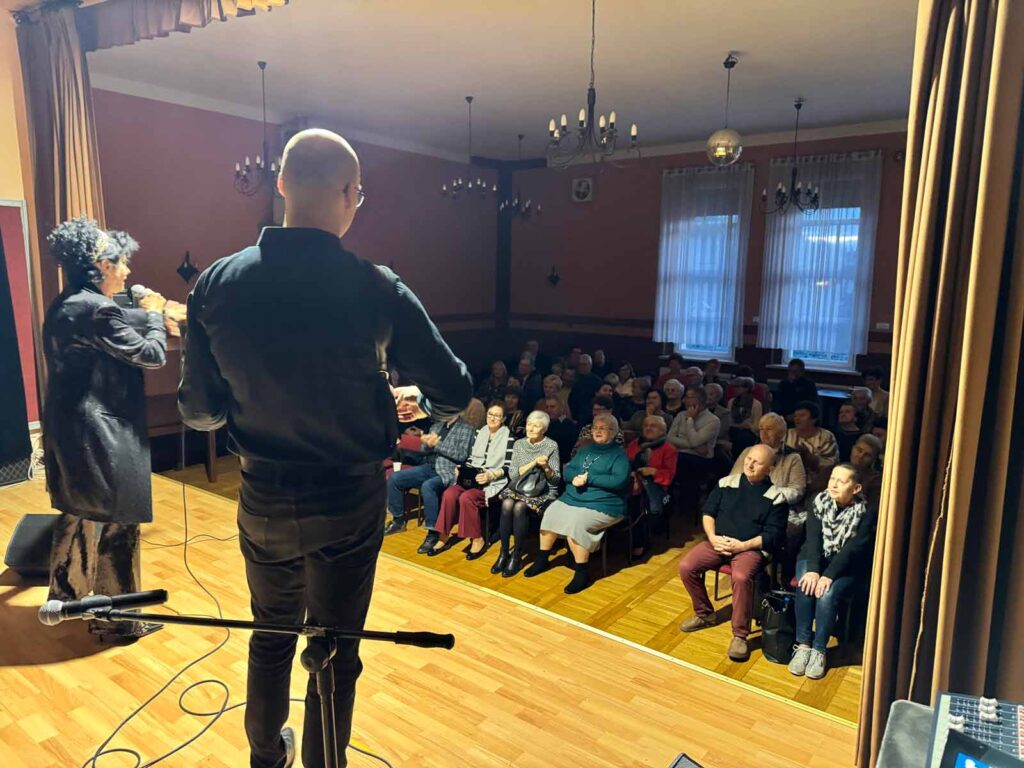 Wydarzenie odbyło się pod nazwą WIELCY PIOSENKI FRANCUSKIEJ