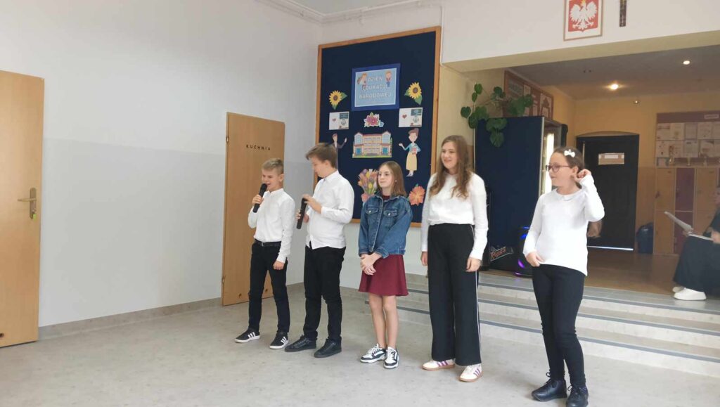 Obchody Dnia Edukacji Narodowej w SP w Kaliszkowicach Ołobockich