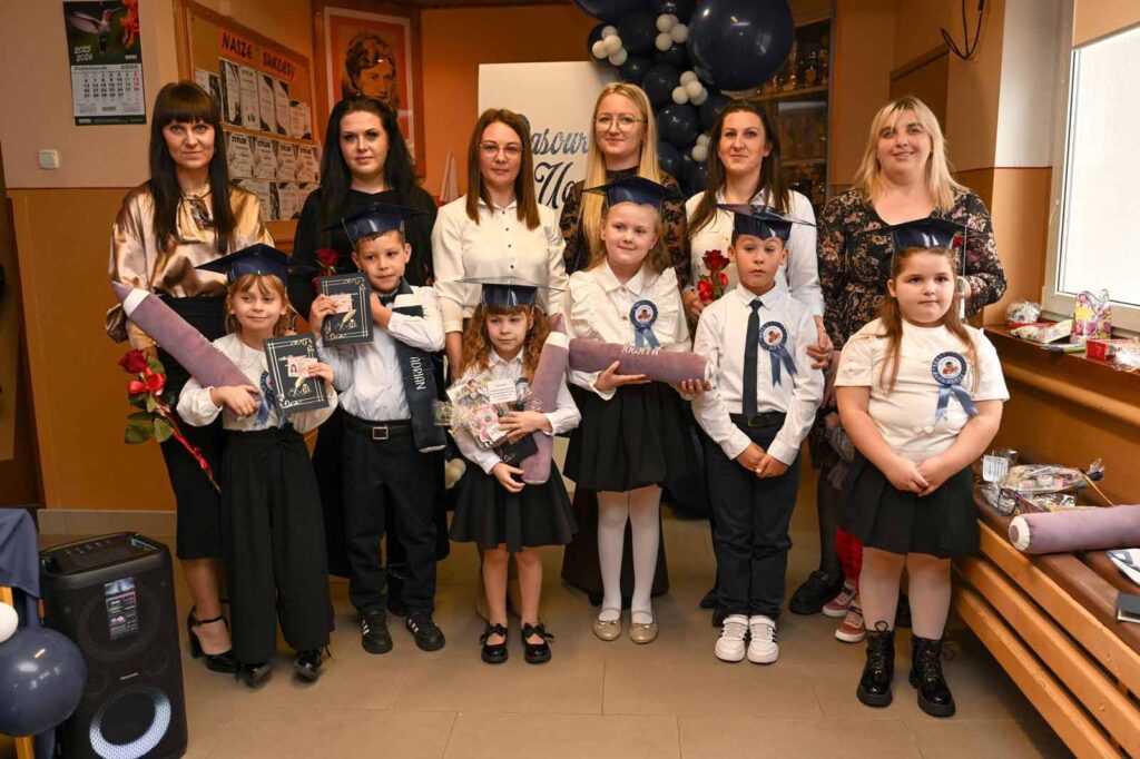 Uroczyste Pasowanie na Ucznia w Szkole Podstawowej w Biskupicach Zabarycznych