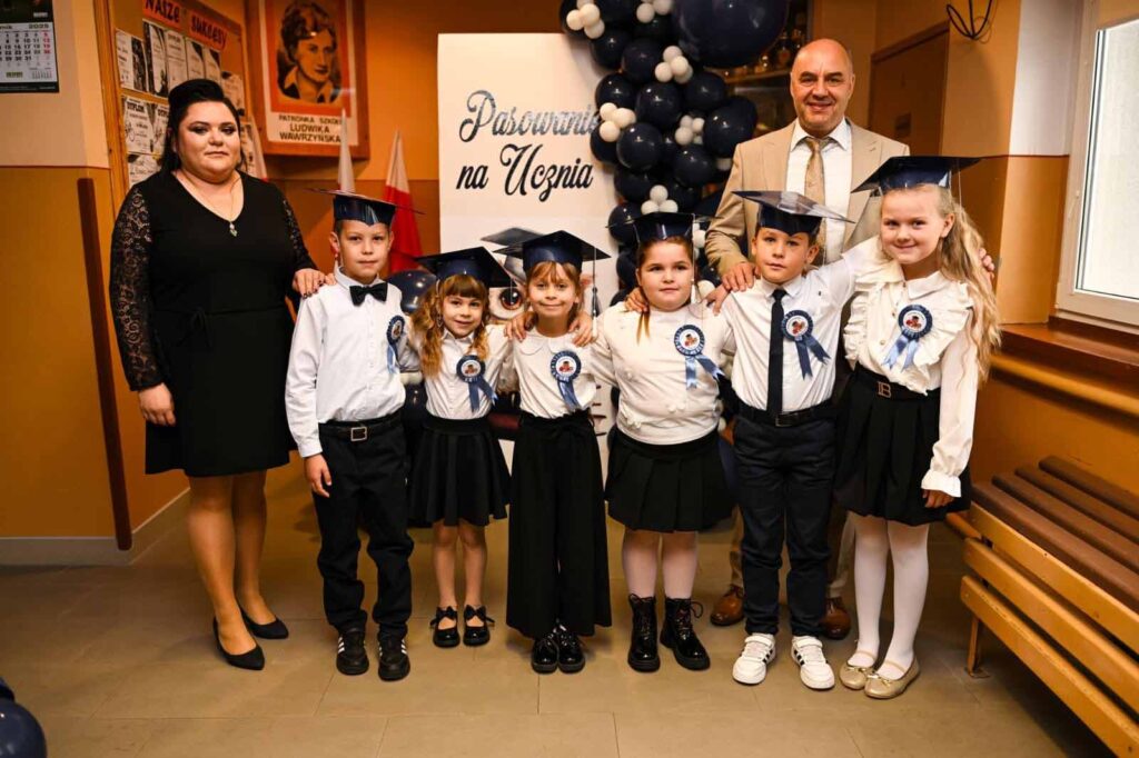 Uroczyste Pasowanie na Ucznia w Szkole Podstawowej w Biskupicach Zabarycznych