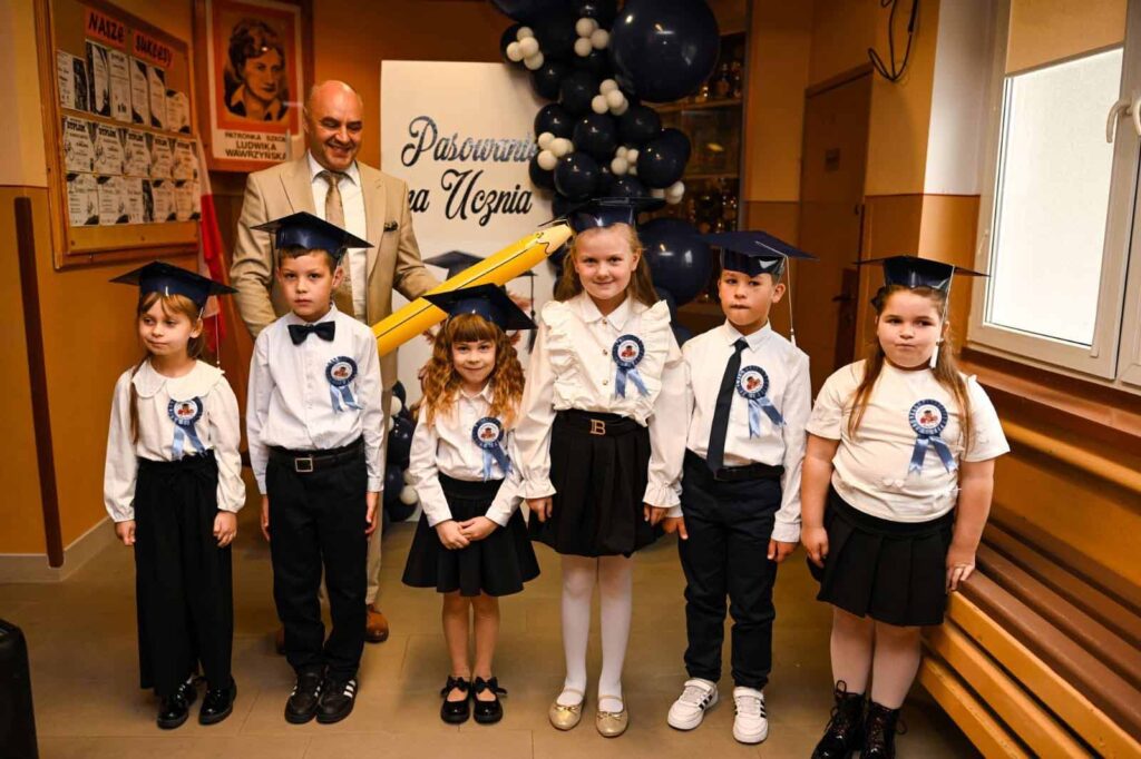 Uroczyste Pasowanie na Ucznia w Szkole Podstawowej w Biskupicach Zabarycznych