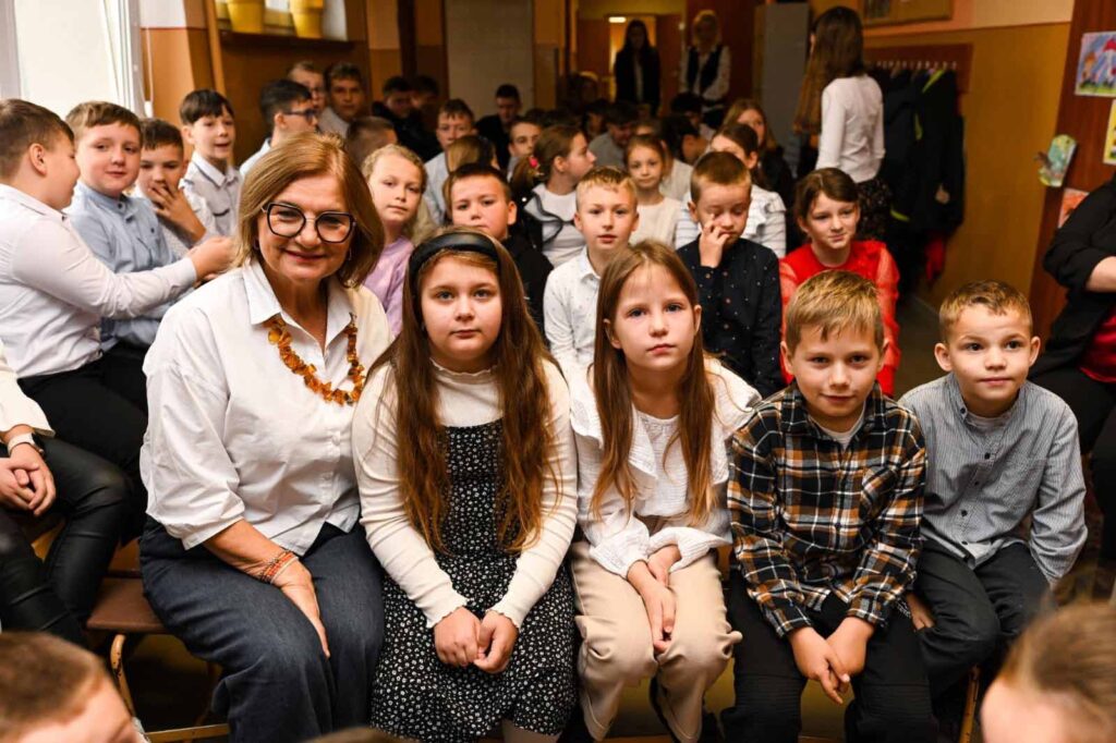 Uroczyste Pasowanie na Ucznia w Szkole Podstawowej w Biskupicach Zabarycznych