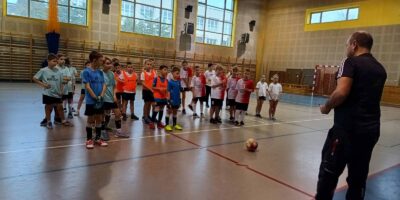 Gminny Turniej Piłki Nożnej Halowej o Puchar Dyrektora SP w Mikstacie