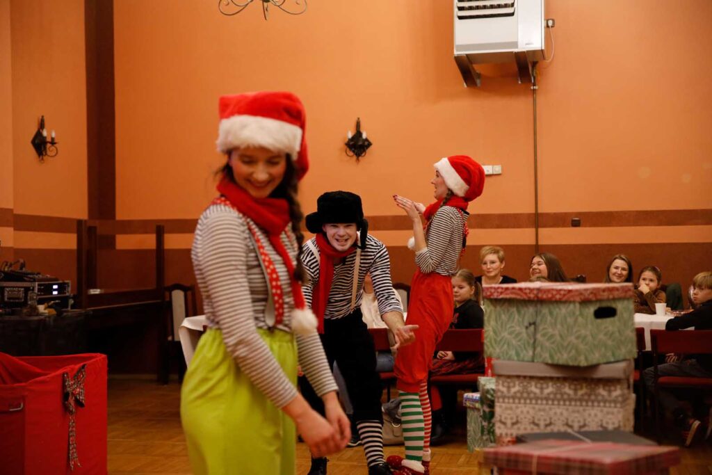 W sobotę, podczas jarmarku w MGOK-u, odbyło się radosne spotkanie dla dzieci z naszej gminy