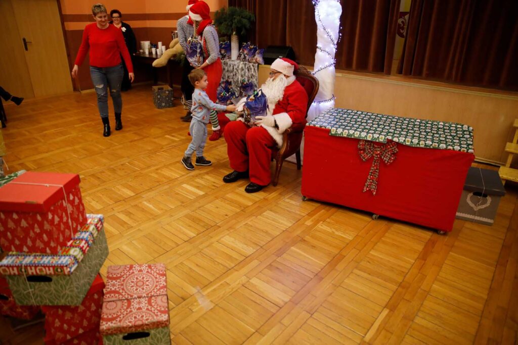 W sobotę, podczas jarmarku w MGOK-u, odbyło się radosne spotkanie dla dzieci z naszej gminy