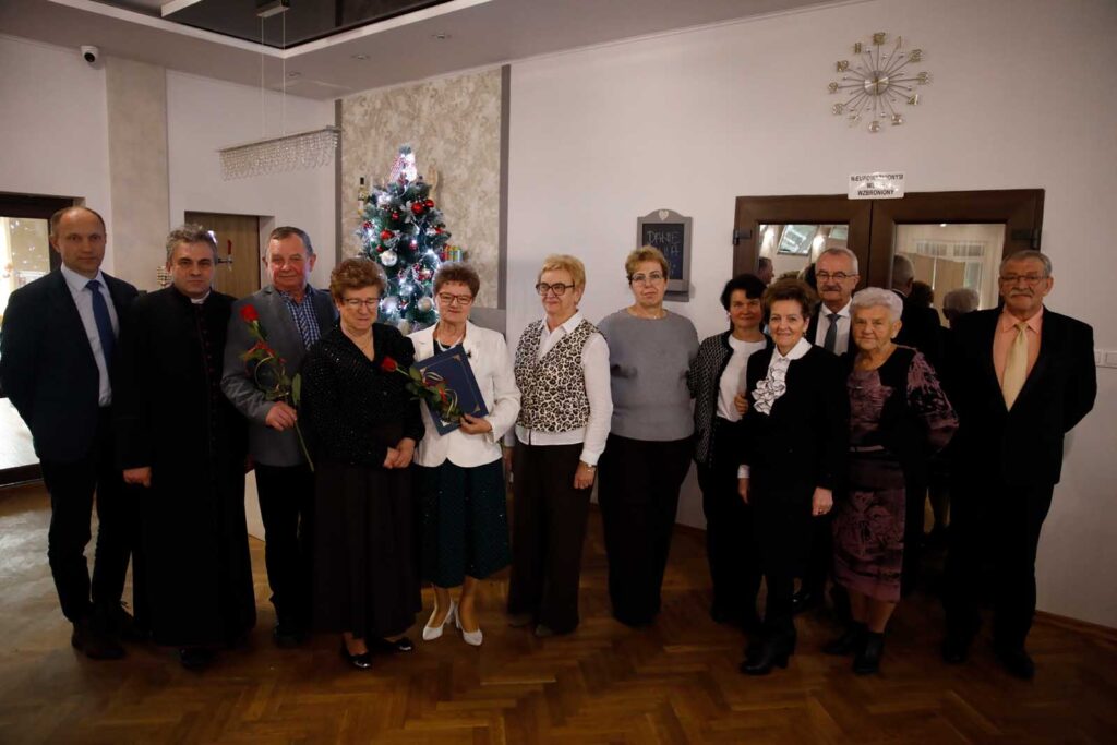 Emeryci – Magia Opłatka