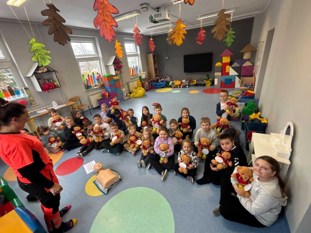 Wyjątkowe szkolenie z pierwszej pomocy w Szkole Podstawowej w Biskupicach Zabarycznych